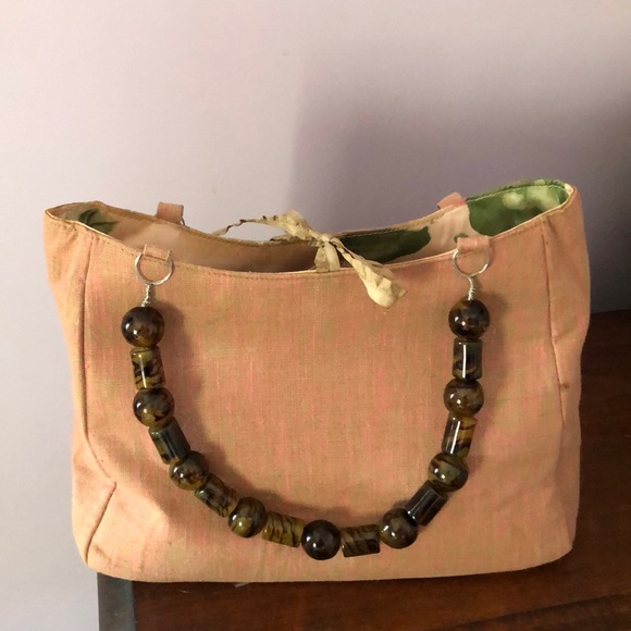 Cute & unique handbag - Picture 2 of 8